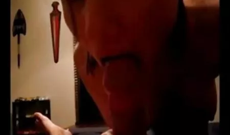 یک شهوانی داستان محارم ساعت جردن با عناوین بزرگ بازی ، مکیدن و لعنتی