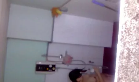 عزیزم شهوانی ضربدری لگد خورده و لعنتی