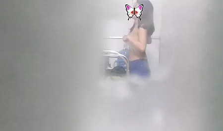 جوجه داغ در جوراب ساق بلند داستان سکسی تصویری شهوانی جدید سفت و سخت است