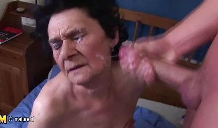 بریتانیا درجه یک شهوانی داستان در حال خوردن بیدمشک بالغ می شود