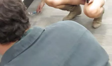 معشوقه های دامنه تقدیر خروس شهوانی داستان های مصور کوچک را ایجاد می کنند