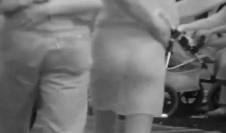 دختر دیوانه خروس مکیدن و مشت زدن توپ شهوانی سکس خانوادگی های او