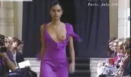 بوسه های خالص شهوانی سکس با خواهر